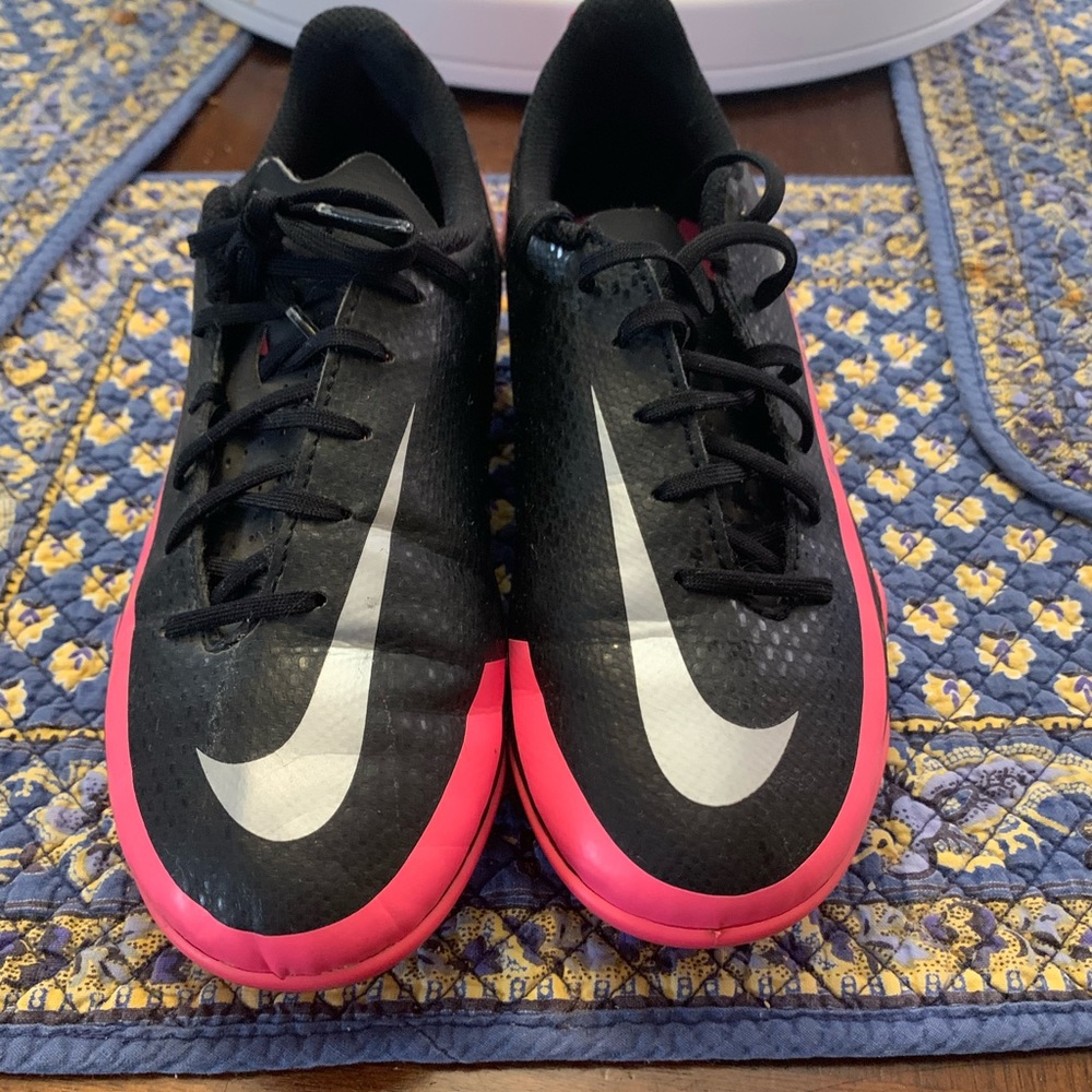 Nike soccer cleats. Youth
